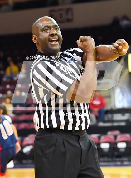 Thumbnail 1 in Baboquivari vs. Red Mesa (AIA 1A Semifinal) photogallery.
