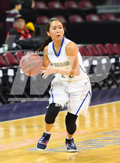 Thumbnail 3 in Baboquivari vs. Red Mesa (AIA 1A Semifinal) photogallery.