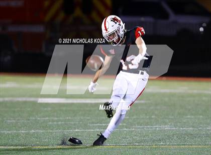 Thumbnail 3 in El Camino Real vs. Harvard-Westlake photogallery.