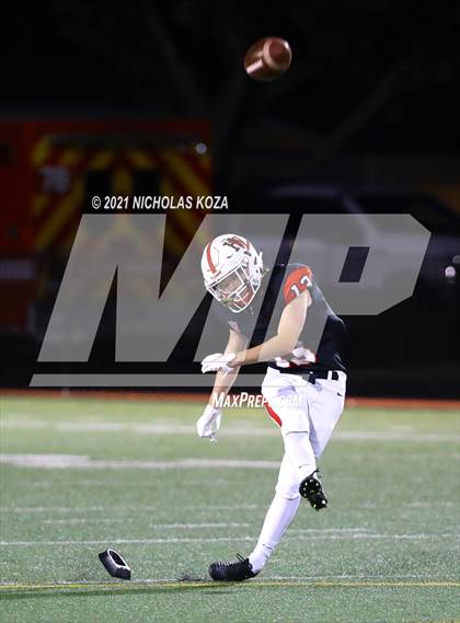 Thumbnail 1 in El Camino Real vs. Harvard-Westlake photogallery.