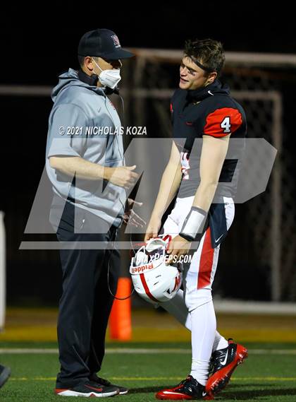 Thumbnail 1 in El Camino Real vs. Harvard-Westlake photogallery.