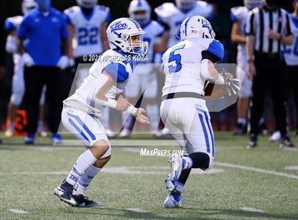 Thumbnail 1 in El Camino Real vs. Harvard-Westlake photogallery.