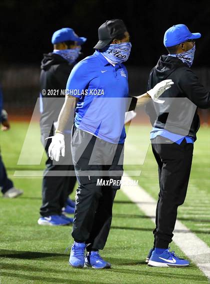 Thumbnail 3 in El Camino Real vs. Harvard-Westlake photogallery.