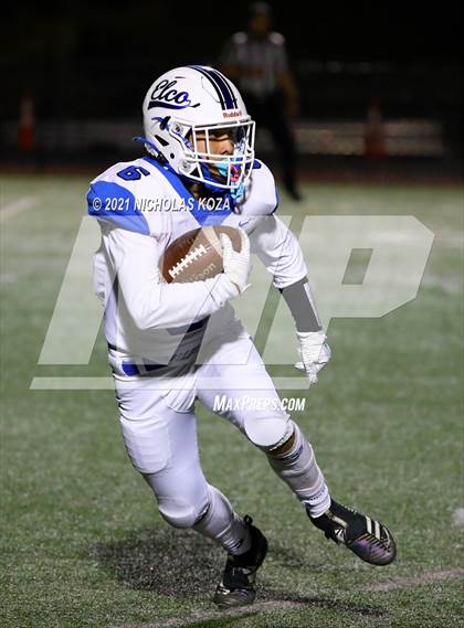 Thumbnail 2 in El Camino Real vs. Harvard-Westlake photogallery.