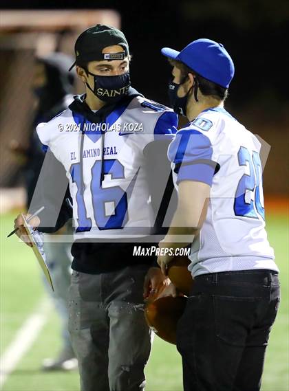 Thumbnail 2 in El Camino Real vs. Harvard-Westlake photogallery.