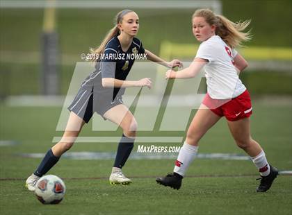 Thumbnail 1 in  Lake Shore @ Stoney Creek photogallery.
