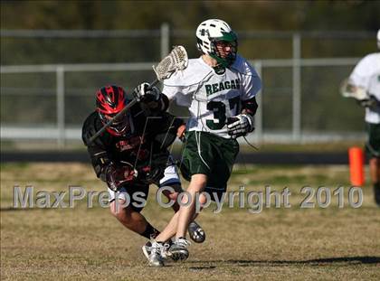 Thumbnail 3 in Lake Travis vs Reagan photogallery.