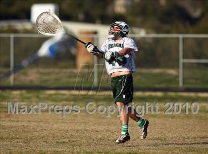 Thumbnail 3 in Lake Travis vs Reagan photogallery.