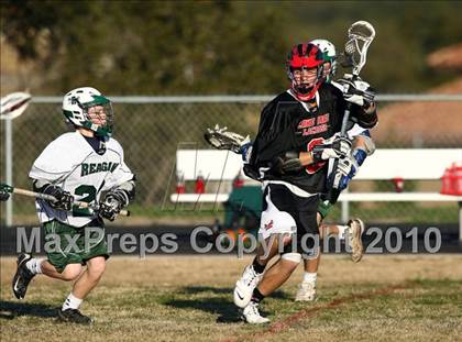 Thumbnail 3 in Lake Travis vs Reagan photogallery.