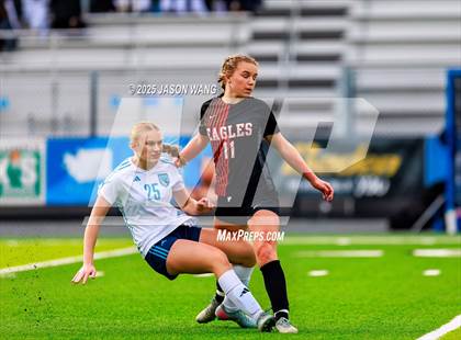 Thumbnail 2 in West Valley vs. Hockinson (WIAA 2A Semi Final) photogallery.