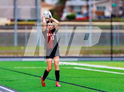 Thumbnail 2 in West Valley vs. Hockinson (WIAA 2A Semi Final) photogallery.