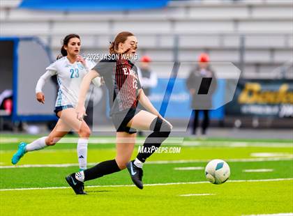 Thumbnail 2 in West Valley vs. Hockinson (WIAA 2A Semi Final) photogallery.