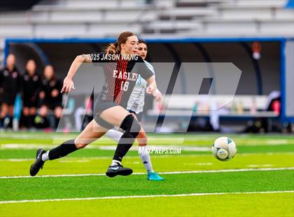 Thumbnail 3 in West Valley vs. Hockinson (WIAA 2A Semi Final) photogallery.
