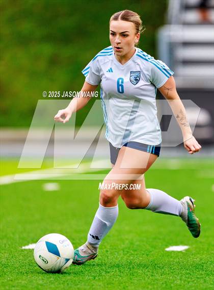 Thumbnail 2 in West Valley vs. Hockinson (WIAA 2A Semi Final) photogallery.