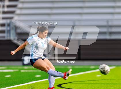 Thumbnail 3 in West Valley vs. Hockinson (WIAA 2A Semi Final) photogallery.