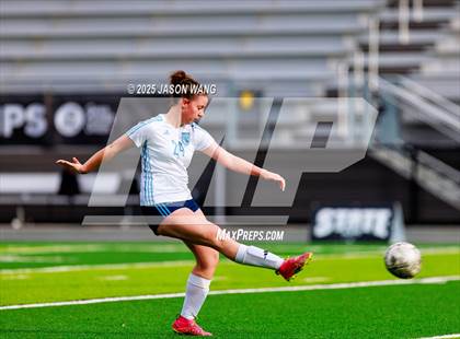 Thumbnail 2 in West Valley vs. Hockinson (WIAA 2A Semi Final) photogallery.