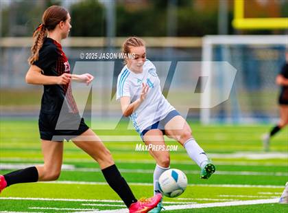 Thumbnail 1 in West Valley vs. Hockinson (WIAA 2A Semi Final) photogallery.