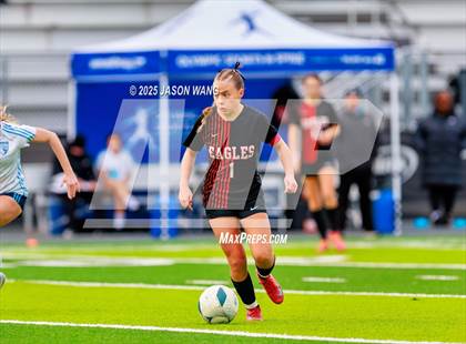 Thumbnail 3 in West Valley vs. Hockinson (WIAA 2A Semi Final) photogallery.