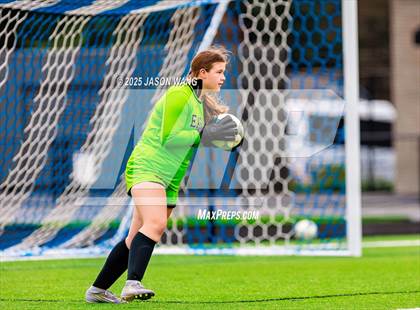 Thumbnail 1 in West Valley vs. Hockinson (WIAA 2A Semi Final) photogallery.