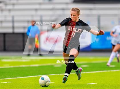 Thumbnail 1 in West Valley vs. Hockinson (WIAA 2A Semi Final) photogallery.