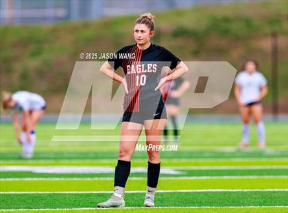 Thumbnail 3 in West Valley vs. Hockinson (WIAA 2A Semi Final) photogallery.