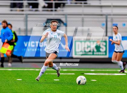 Thumbnail 3 in West Valley vs. Hockinson (WIAA 2A Semi Final) photogallery.