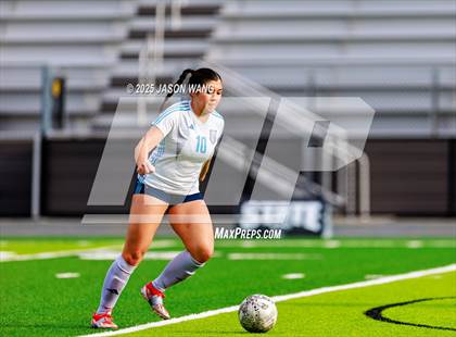 Thumbnail 1 in West Valley vs. Hockinson (WIAA 2A Semi Final) photogallery.