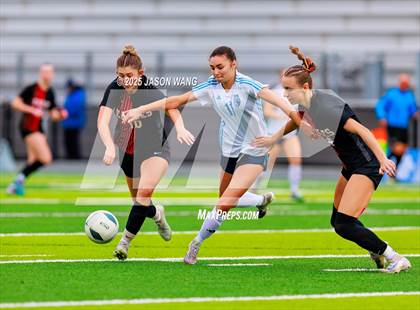 Thumbnail 1 in West Valley vs. Hockinson (WIAA 2A Semi Final) photogallery.