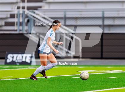 Thumbnail 2 in West Valley vs. Hockinson (WIAA 2A Semi Final) photogallery.