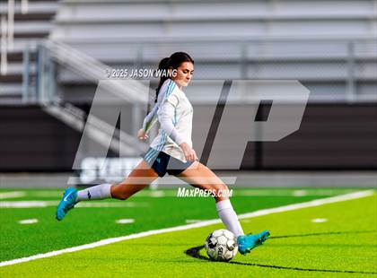 Thumbnail 1 in West Valley vs. Hockinson (WIAA 2A Semi Final) photogallery.