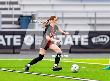 Thumbnail 3 in West Valley vs. Hockinson (WIAA 2A Semi Final) photogallery.
