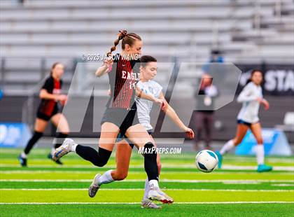 Thumbnail 3 in West Valley vs. Hockinson (WIAA 2A Semi Final) photogallery.