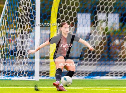 Thumbnail 2 in West Valley vs. Hockinson (WIAA 2A Semi Final) photogallery.