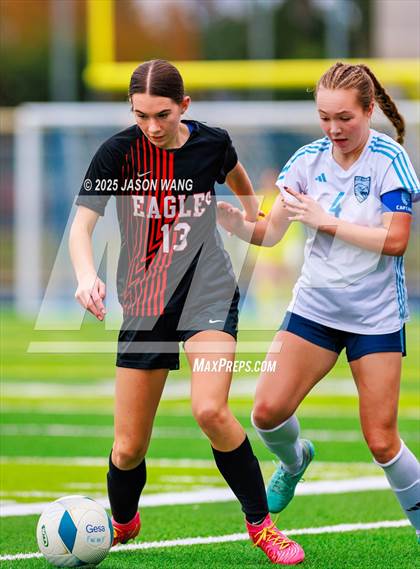 Thumbnail 2 in West Valley vs. Hockinson (WIAA 2A Semi Final) photogallery.