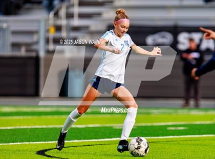 Thumbnail 1 in West Valley vs. Hockinson (WIAA 2A Semi Final) photogallery.