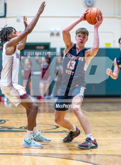 Thumbnail 2 in Deer Park vs Smithtown West (NYSPHSAA Section XI Class AA Semifinals) photogallery.