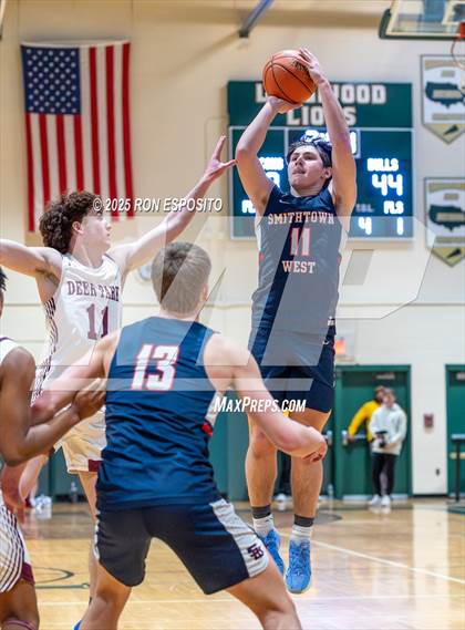 Thumbnail 2 in Deer Park vs Smithtown West (NYSPHSAA Section XI Class AA Semifinals) photogallery.