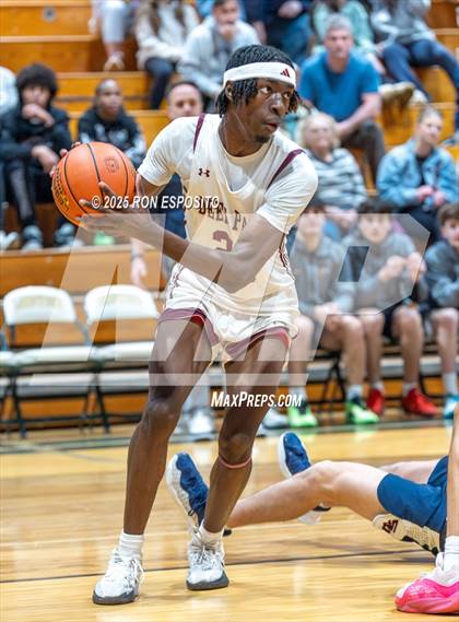 Thumbnail 3 in Deer Park vs Smithtown West (NYSPHSAA Section XI Class AA Semifinals) photogallery.