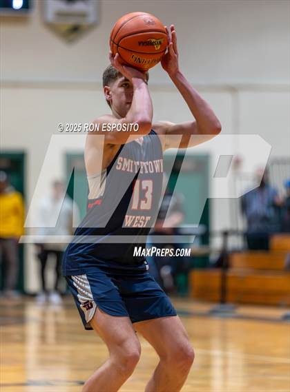 Thumbnail 3 in Deer Park vs Smithtown West (NYSPHSAA Section XI Class AA Semifinals) photogallery.