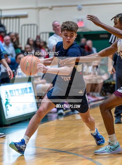 Thumbnail 1 in Deer Park vs Smithtown West (NYSPHSAA Section XI Class AA Semifinals) photogallery.