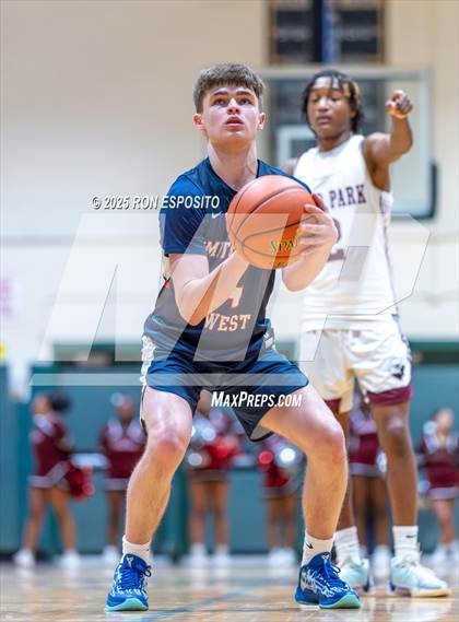 Thumbnail 3 in Deer Park vs Smithtown West (NYSPHSAA Section XI Class AA Semifinals) photogallery.