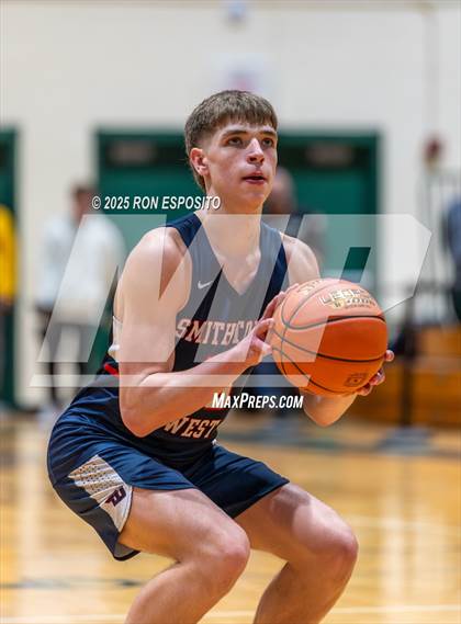 Thumbnail 2 in Deer Park vs Smithtown West (NYSPHSAA Section XI Class AA Semifinals) photogallery.