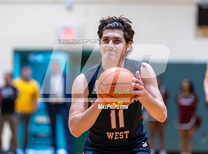 Thumbnail 2 in Deer Park vs Smithtown West (NYSPHSAA Section XI Class AA Semifinals) photogallery.