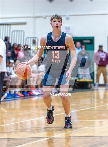 Thumbnail 1 in Deer Park vs Smithtown West (NYSPHSAA Section XI Class AA Semifinals) photogallery.