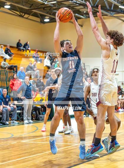 Thumbnail 3 in Deer Park vs Smithtown West (NYSPHSAA Section XI Class AA Semifinals) photogallery.