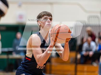 Thumbnail 3 in Deer Park vs Smithtown West (NYSPHSAA Section XI Class AA Semifinals) photogallery.