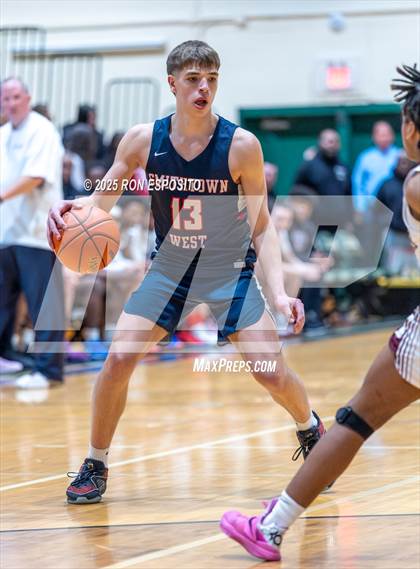 Thumbnail 2 in Deer Park vs Smithtown West (NYSPHSAA Section XI Class AA Semifinals) photogallery.