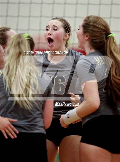 Thumbnail 2 in Mansfield vs Carroll (UIL 6A Area Playoff) photogallery.