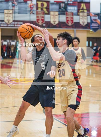 Thumbnail 2 in Servite @ JSerra Catholic photogallery.