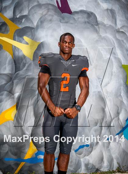 Thumbnail 1 in Booker T. Washington (2014 Preseason Top 25 Photo Shoot)  photogallery.